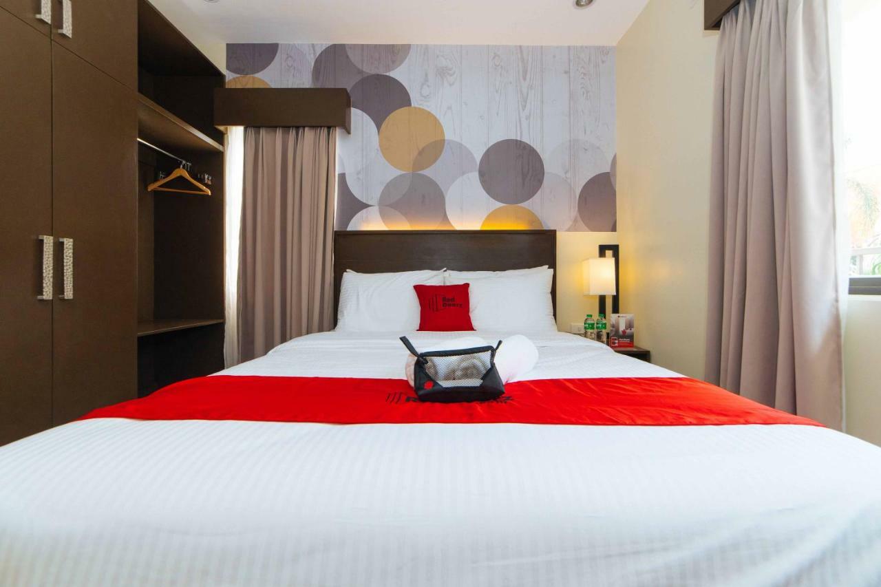 Reddoorz Premium @ Sta Rosa Tagaytay Road Hotel Silang Exterior photo